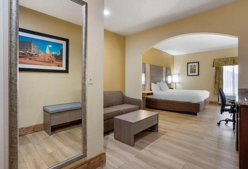 מיטת קינג בסוויטה, Best Western Plus Springfield Airport Inn