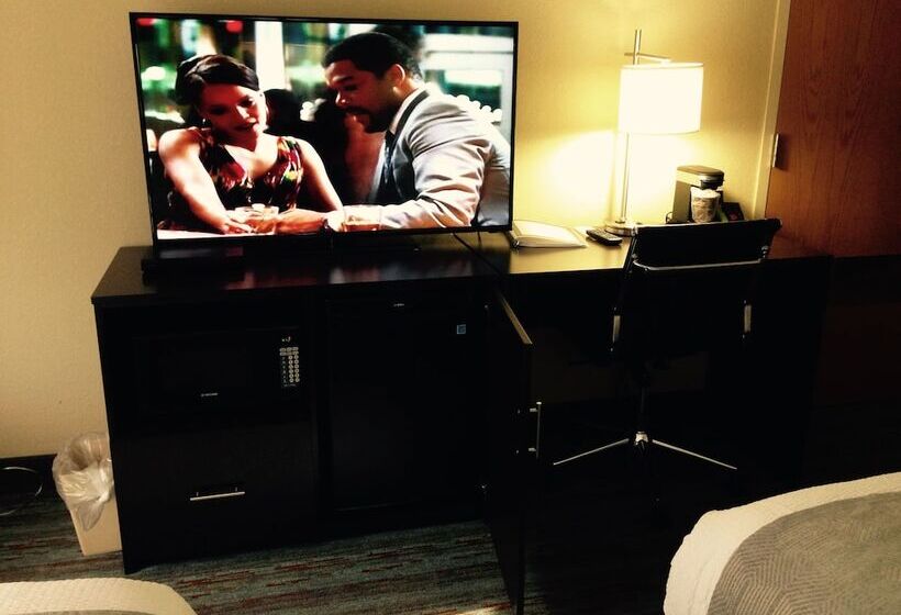 디럭스 룸, Cherokee Grand