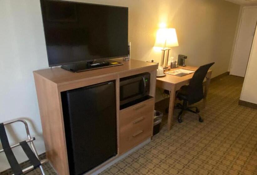 Номер Стандарт Адаптированный для Инвалидов, Clarion Inn Harpers Ferrycharles Town