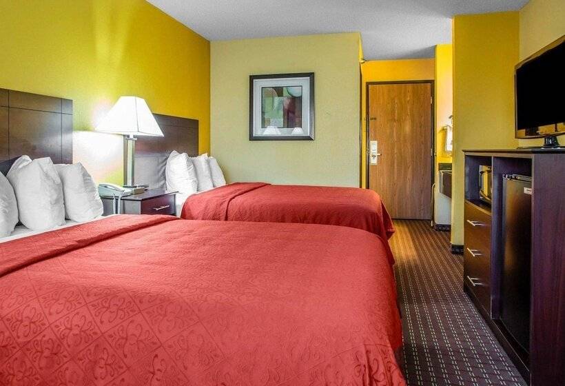 Номер Стандарт 2 Двуспальные Кровати, Quality Inn Central Wisconsin Airport
