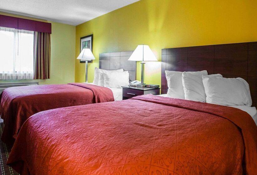 غرفه قياسيه سريرين مزدوجين, Quality Inn Central Wisconsin Airport