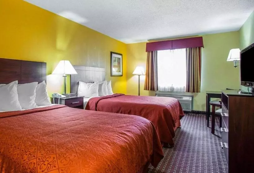 اتاق استاندارد با 2 تخت دوبل, Quality Inn Central Wisconsin Airport