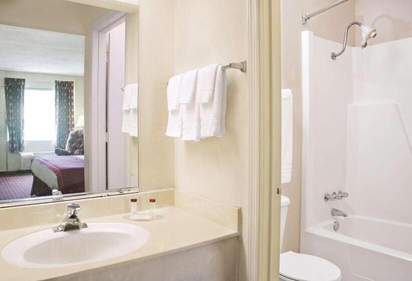 デラックスルーム, Ramada By Wyndham Walterboro