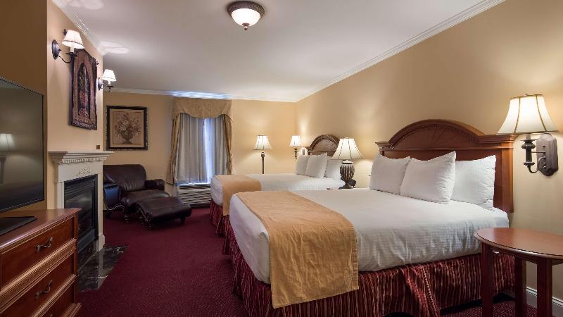 Номер Deluxe Адаптированный для Инвалидов, Ramada Hotel Ashland Catlettsburg
