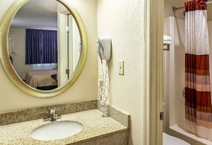 غرفة ديلوكس, Red Roof Inn Columbus  Taylorsville