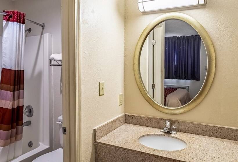 غرفة سوبيريور, Red Roof Inn Columbus  Taylorsville