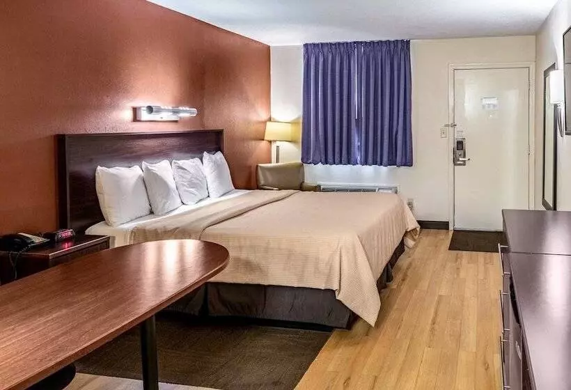スーペリアールーム, Red Roof Inn Columbus  Taylorsville