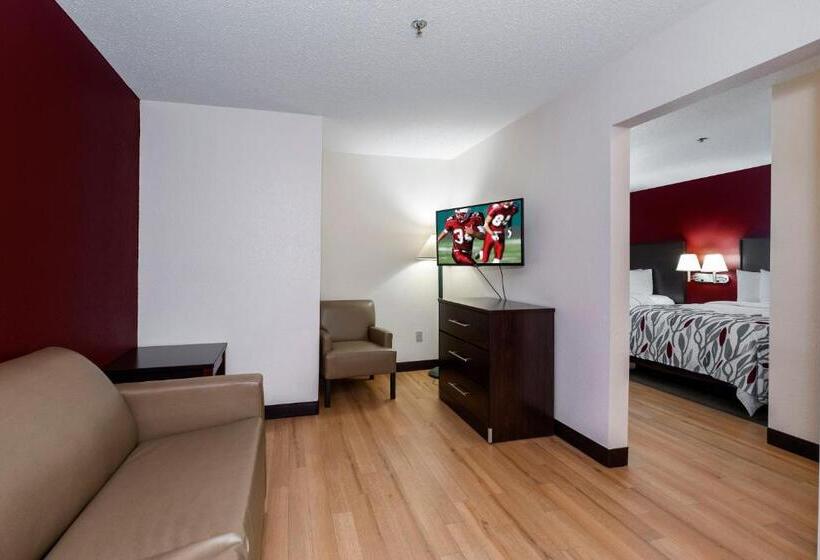 Люкс, Red Roof Inn & Suites Dover Downtown