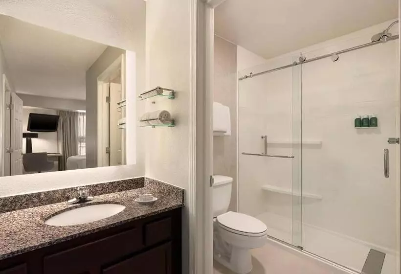 身障者適用スイートルーム, Residence Inn Deptford