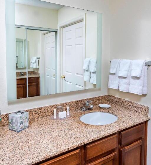 스탠다드 스튜디오, Residence Inn Huntsville