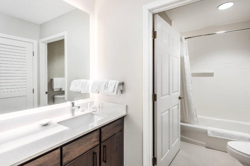 クイーンサイズベッドのスイートルーム, Residence Inn Springfield