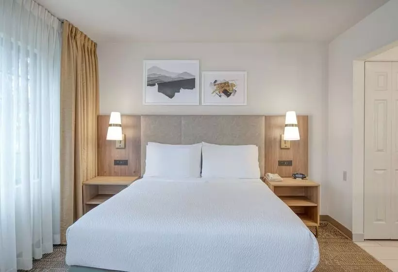 スタンダードスタジオ, Staybridge Suites Allentown Airport Lehigh Valley, An Ihg