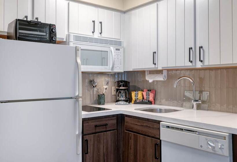 침실 2개 스위트, Staybridge Suites Allentown Airport Lehigh Valley, An Ihg