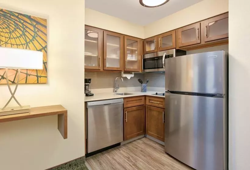 スイート, Staybridge Suites Corning, An Ihg