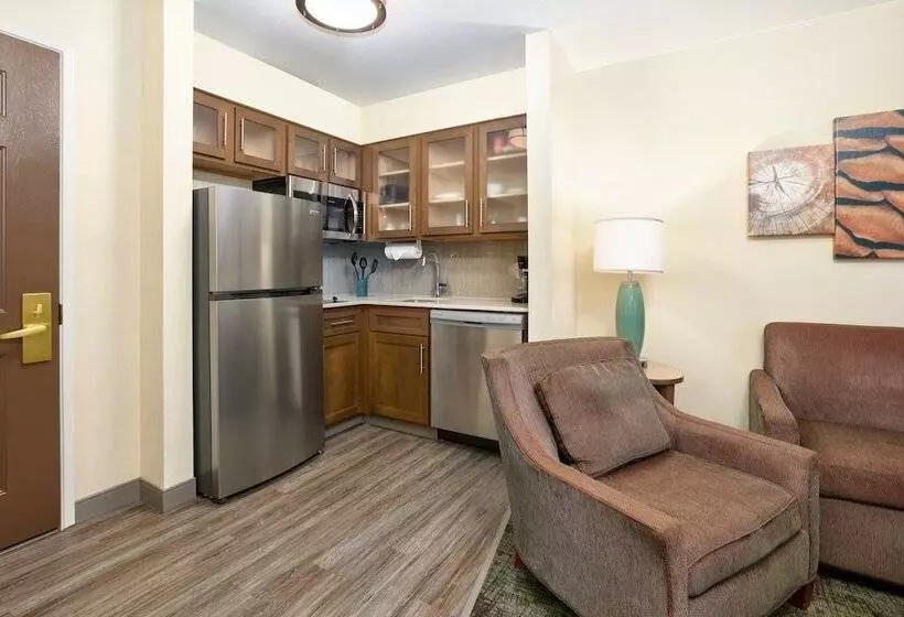 ２ベッドスイートルーム, Staybridge Suites Corning, An Ihg