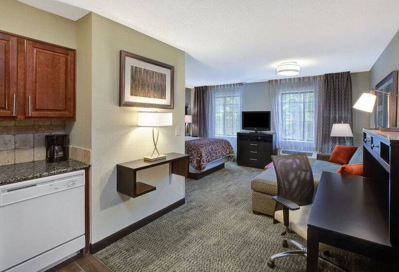 סוויטה, Staybridge Suites Louisville   East, An Ihg