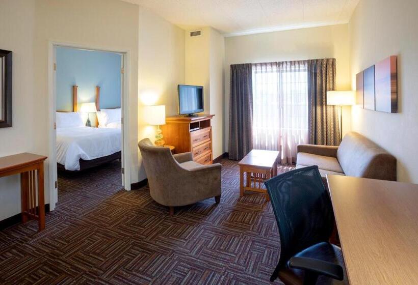 Номер Deluxe, Staybridge Suites Minneapolis Bloomington, An Ihg