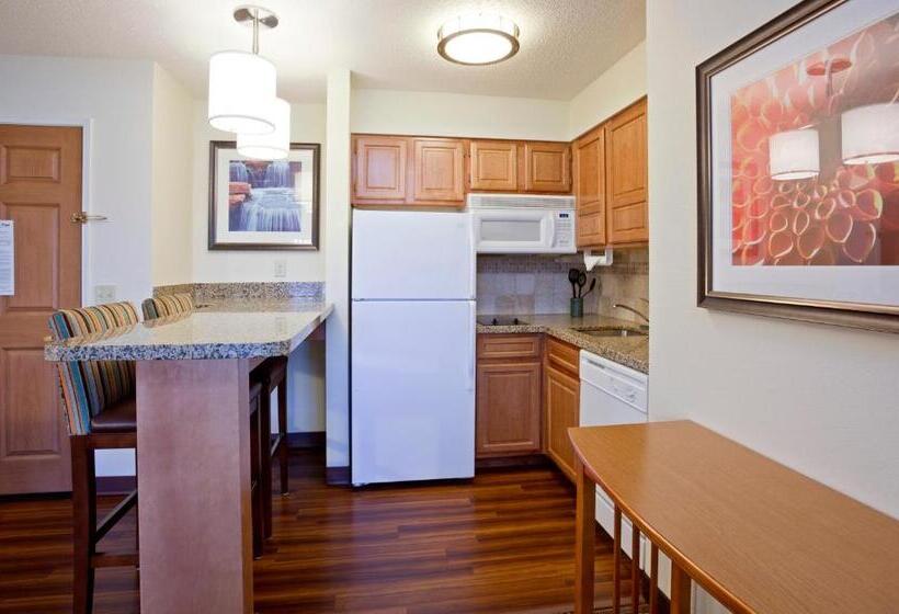 Номер Стандарт Адаптированный для Инвалидов, Staybridge Suites Minneapolis Bloomington, An Ihg