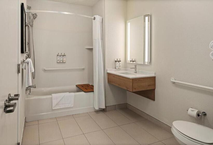 غرفة قياسية لذوى الاحتياجات الخاصة, Staybridge Suites Minneapolis Bloomington, An Ihg