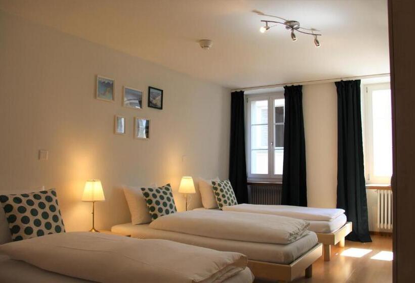 غرفة قياسية ثلاثية حمام مشترك, Zum Schwarzen Löwen