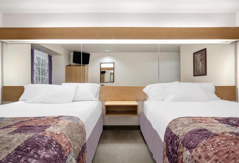 Номер Стандарт Адаптированный для Инвалидов, Microtel Inn & Suites By Wyndham Mankato