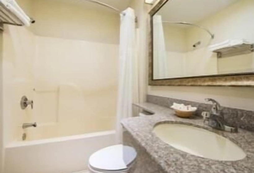 סוויטה, Microtel Inn & Suites By Wyndham Tulsa   Catoosa Route 66