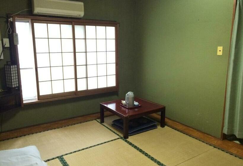 غرفة قياسية, International Inn Kokage