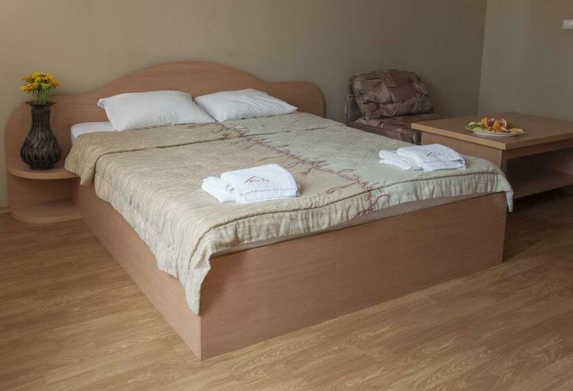 Номер Стандарт, Family Hotel Pautalia