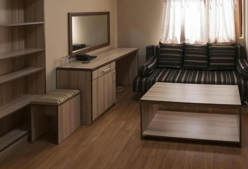 スイート, Family Hotel Pautalia