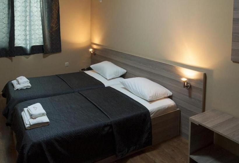 Номер Стандарт, Family Hotel Pautalia