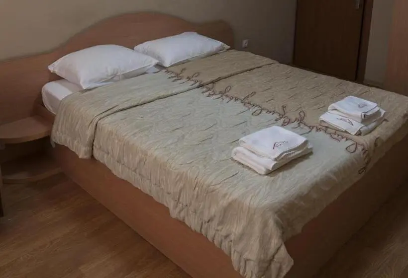 スイート, Family Hotel Pautalia