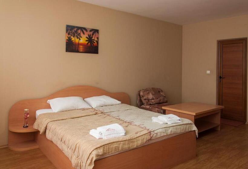 스위트, Family Hotel Pautalia