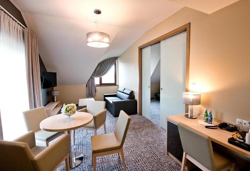 Family flat with terrace, Molo Resort