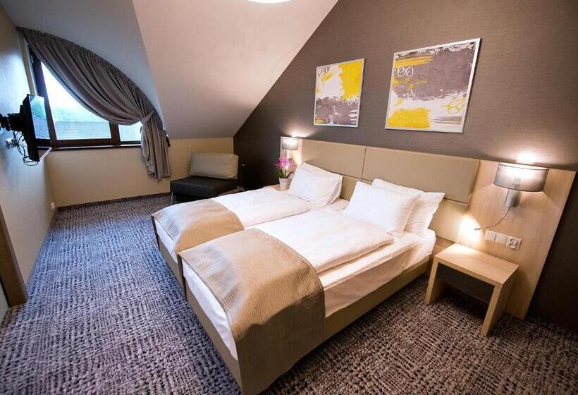 Family flat with terrace, Molo Resort