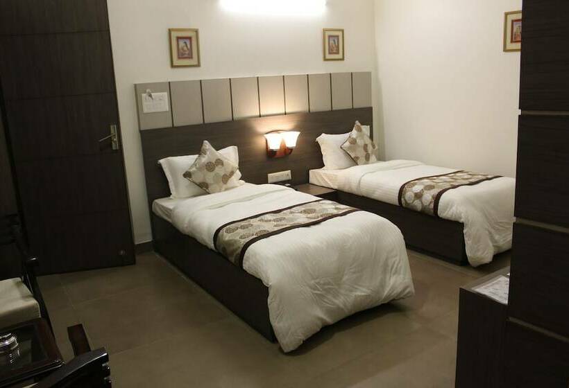 חדר דלוקס, Sai