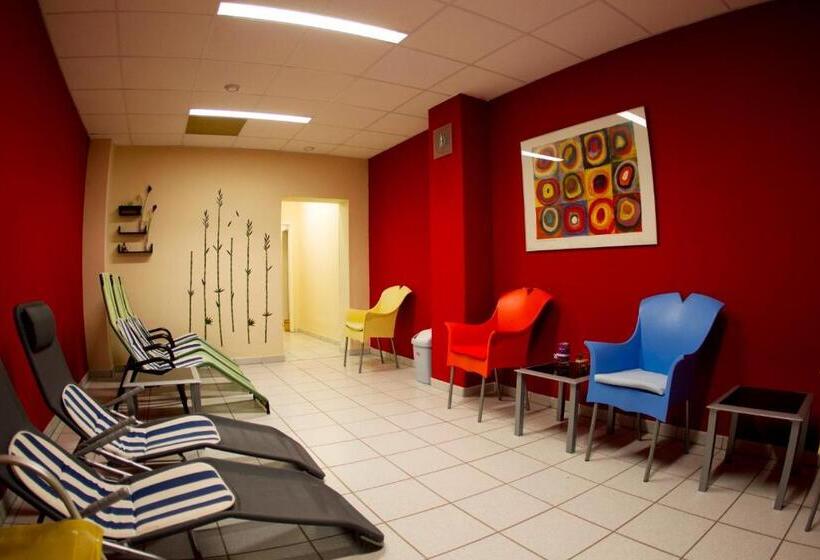 Номер Стандарт, Tennis  Und Freizeitzentrum Neudörfl