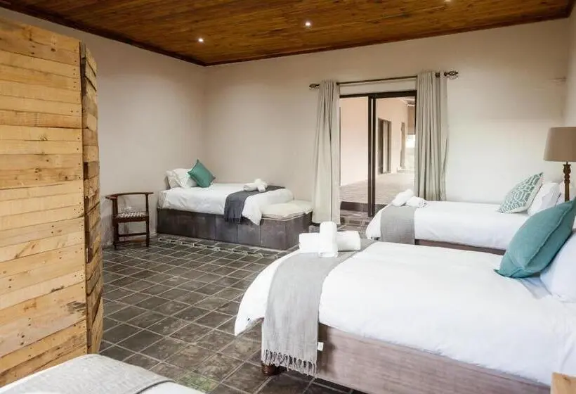 スタンダード４人部屋, Witfontein Game Lodge