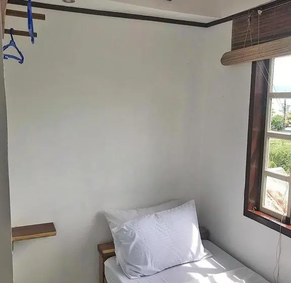 اتاق اکونومی یک تخته, Marina 4rooms