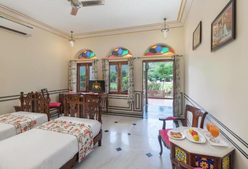 Quarto Estandar Cama King, Tree of Life Inderpura Resort