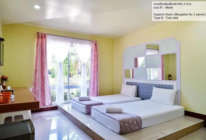 キングサイズベッドのスーペリアルーム, Bali Boutique Hotel Suratthani