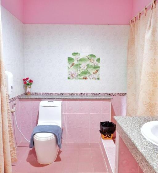 Номер Стандарт Трехместный, Bali Boutique Hotel Suratthani