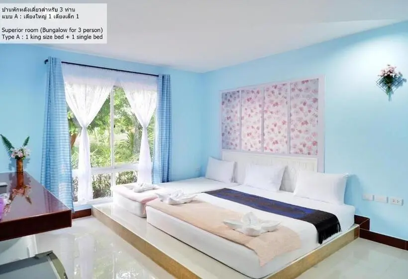 スーペリアトリプルルーム, Bali Boutique Hotel Suratthani