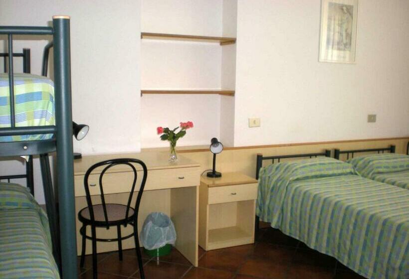 スタンダード4人部屋, Casa Valdese Rio Marina