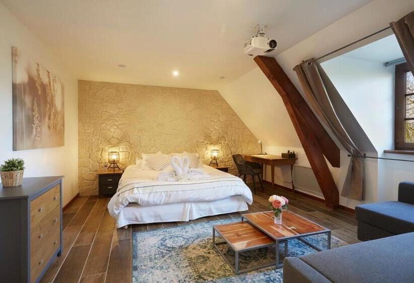 غرفة قياسية رباعية مطلة على الحديقة, Domaine De Bersaillin