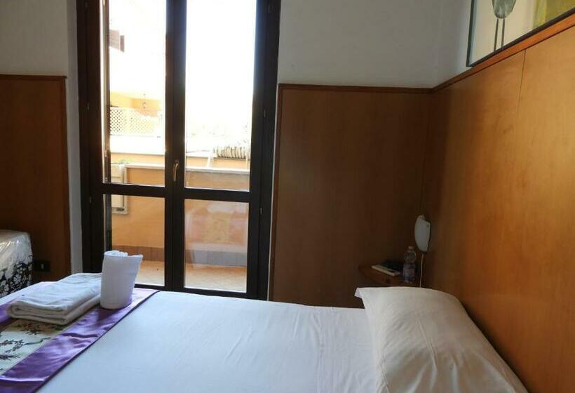 Номер Стандарт, B&b Isola