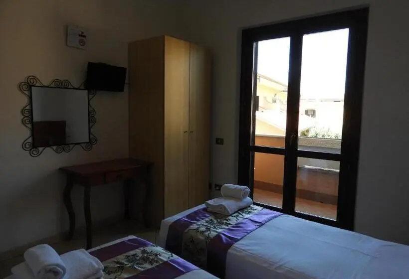 スタンダードルーム, B&b Isola