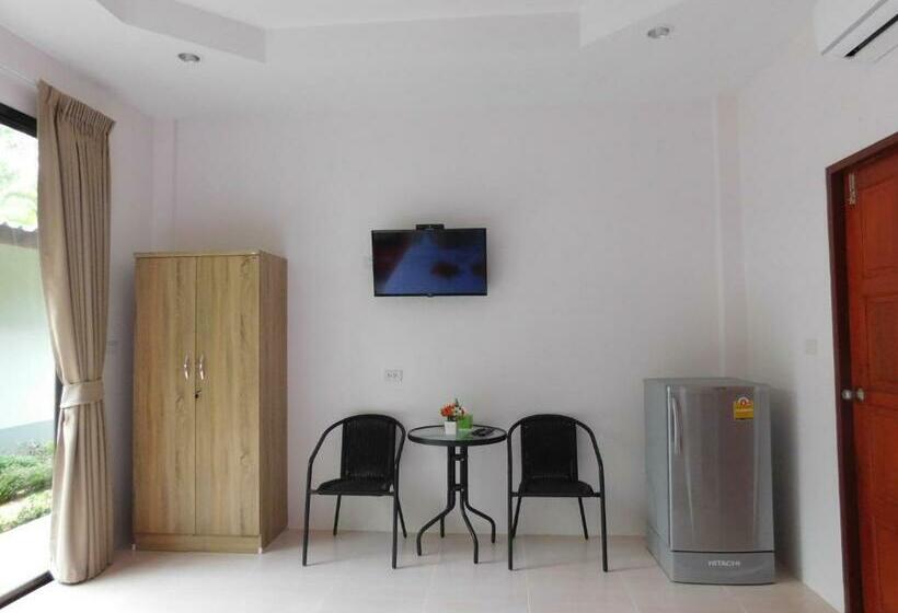 غرفة قياسية سرير كينج, Phuket Sirinapha Resort