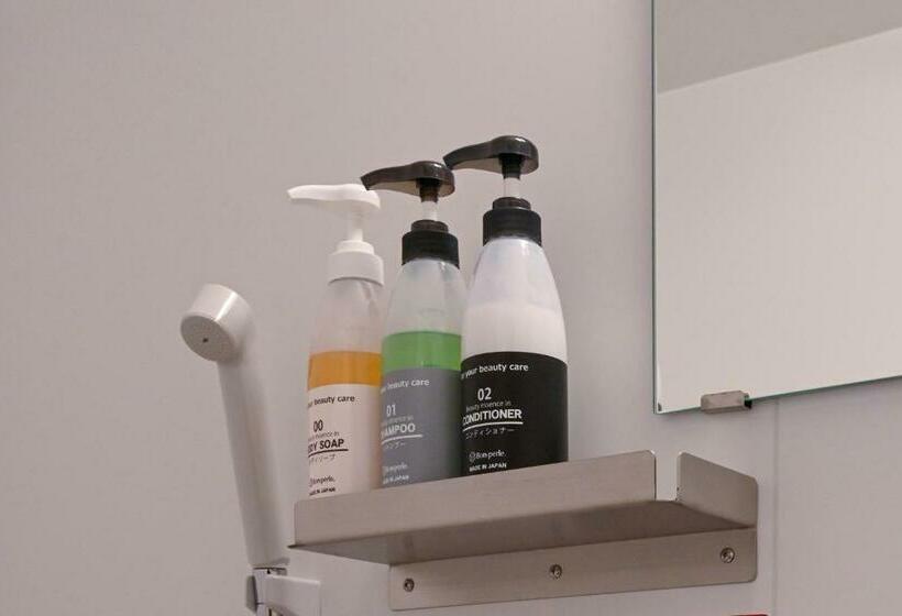 غرفة قياسية, R9 The Yard Yuki