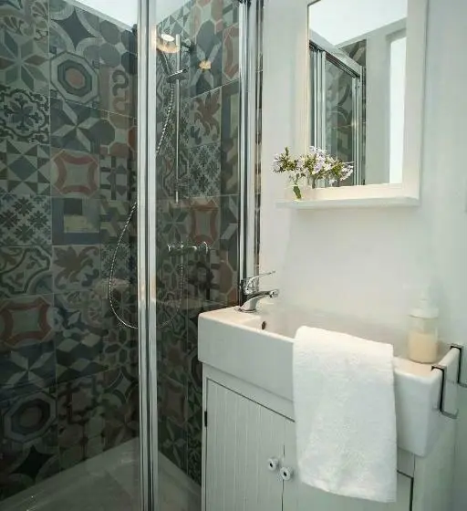 スイート, Casa Velha