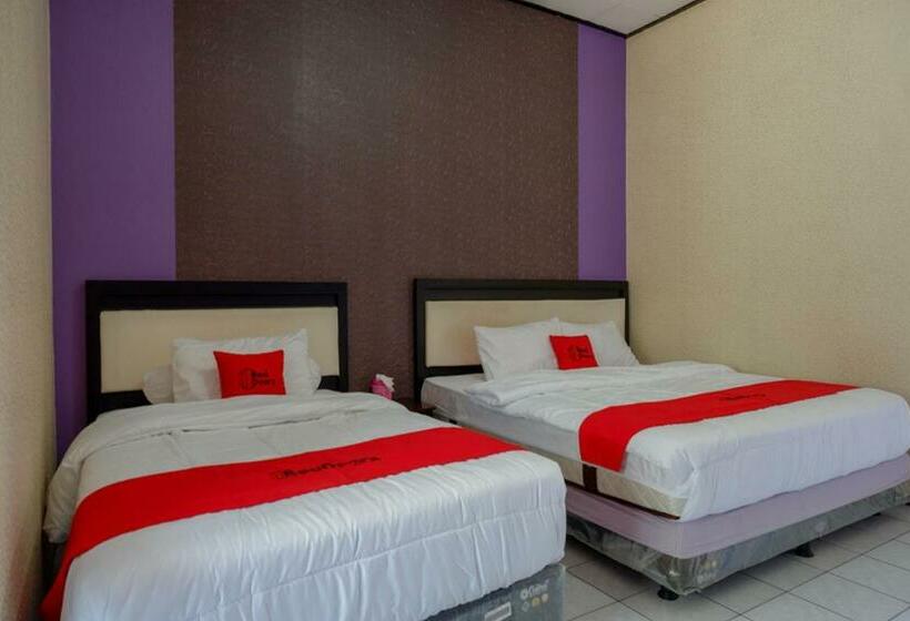 חדר דלוקס, Reddoorz Near Stasiun Kebumen